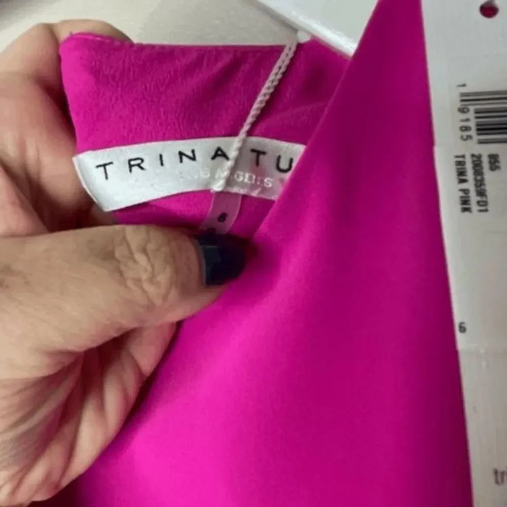 Trina Turk Hot Pink Long Sleeve Shift Dress - Picture 4 of 7